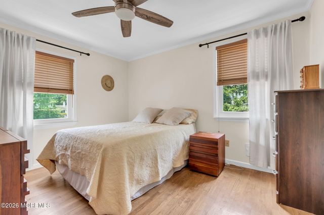 6 Detroit Court, Jackson, NJ 08527