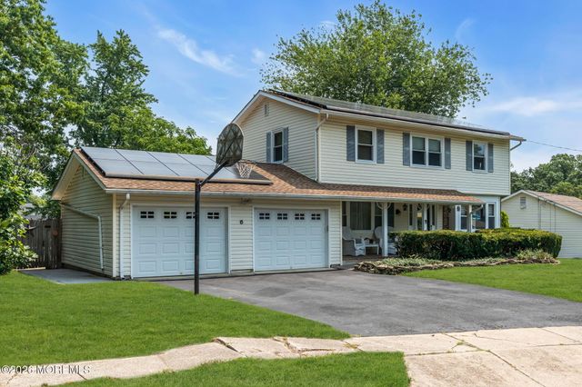 6 Detroit Court, Jackson, NJ 08527