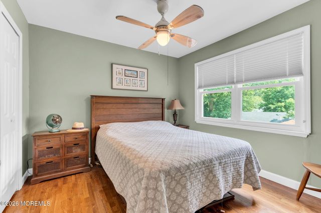 6 Detroit Court, Jackson, NJ 08527