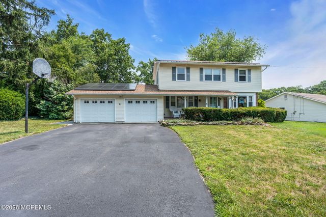 6 Detroit Court, Jackson, NJ 08527