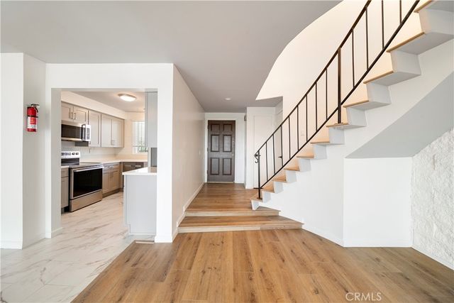 240 W Queen Street 10, Inglewood, CA 90301