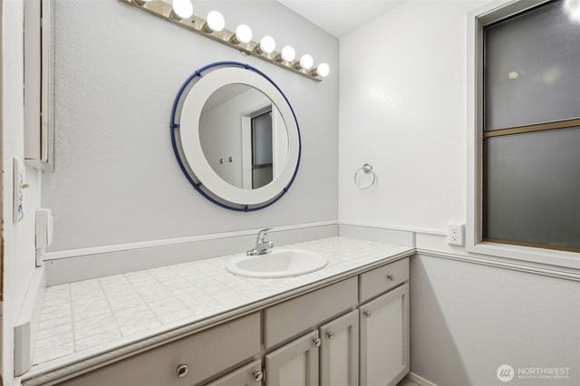 2905 211th Street SE, Bothell, WA 98021