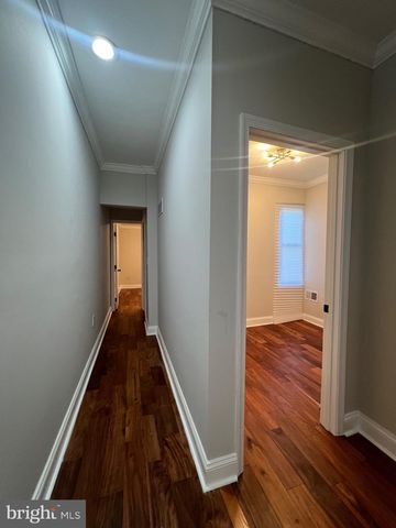 223 N MILTON AVE, Baltimore, MD 21224