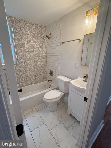 223 N MILTON AVE, Baltimore, MD 21224