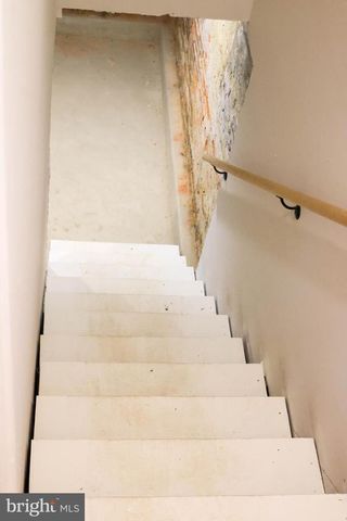 223 N MILTON AVE, Baltimore, MD 21224