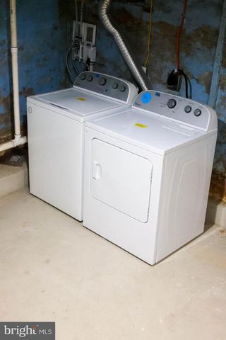 223 N MILTON AVE, Baltimore, MD 21224