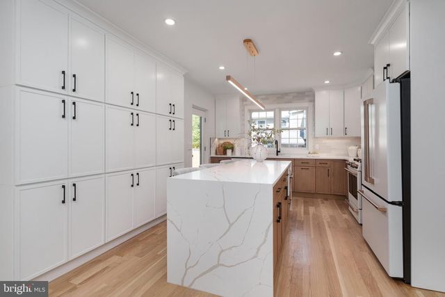 190 BAYARD LN, Princeton, NJ 08540