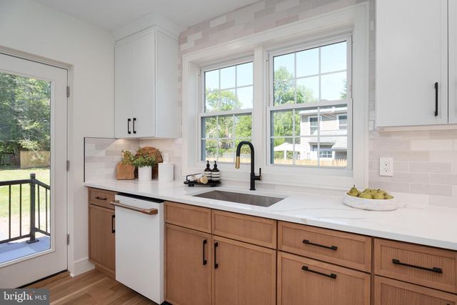 190 BAYARD LN, Princeton, NJ 08540
