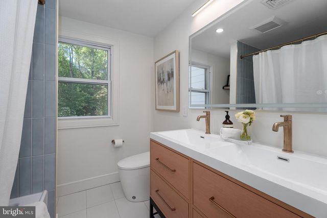 190 BAYARD LN, Princeton, NJ 08540