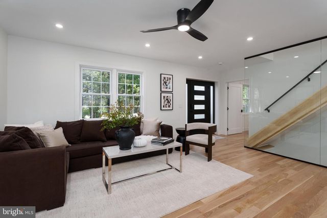 190 BAYARD LN, Princeton, NJ 08540