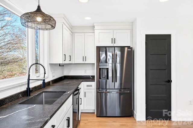 477 Oakdale Road, Waynesville, NC 28786