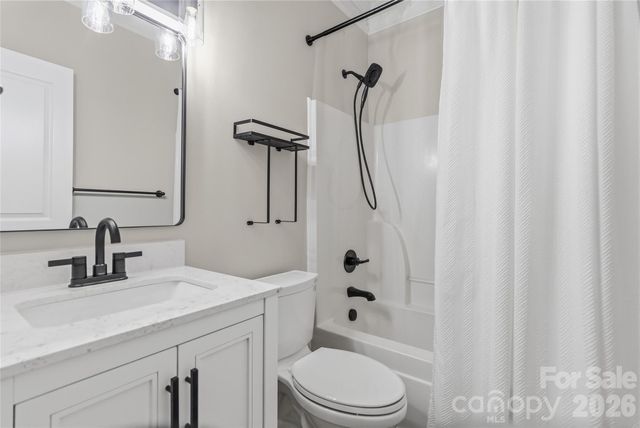 8710 Arrowhead Place Lane, Cornelius, NC 28031