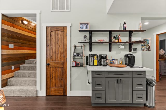 259 Heathers Folly Road, Watha, NC 28478