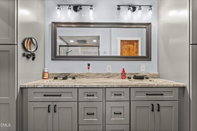 259 Heathers Folly Road, Watha, NC 28478