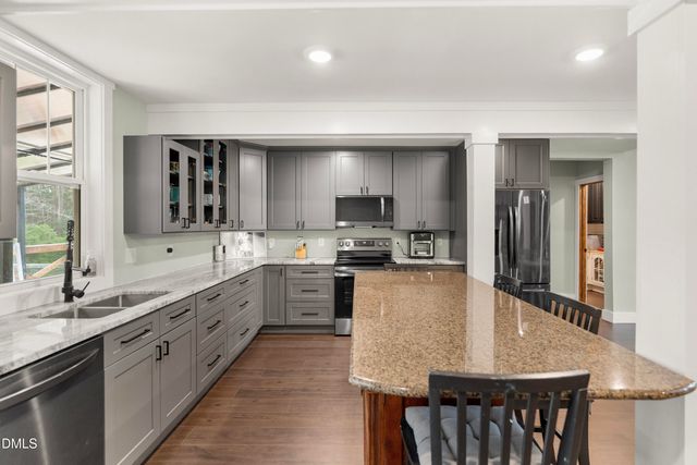 259 Heathers Folly Road, Watha, NC 28478