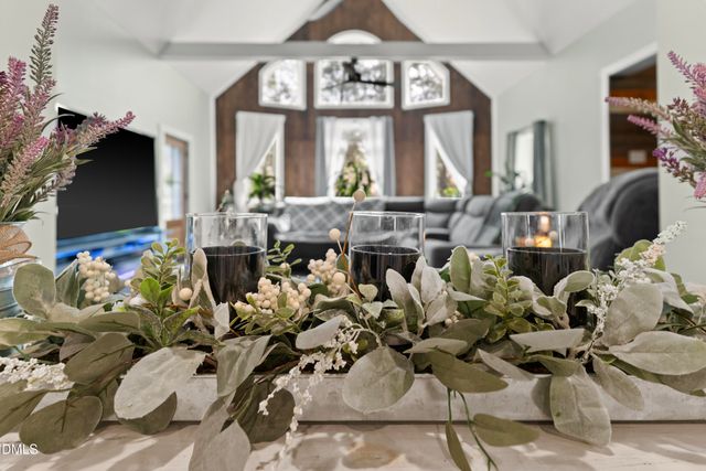 259 Heathers Folly Road, Watha, NC 28478