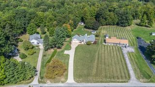 6030 Paw Paw Lake Road, Coloma Twp, MI 49038