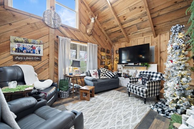 501 Baker Barr Road, Beattyville, KY 41311