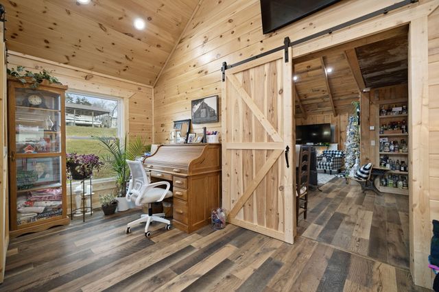 501 Baker Barr Road, Beattyville, KY 41311