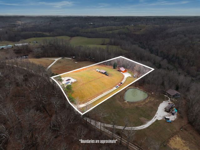 501 Baker Barr Road, Beattyville, KY 41311