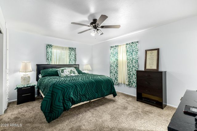 5519 E CASPER Road, Mesa, AZ 85205