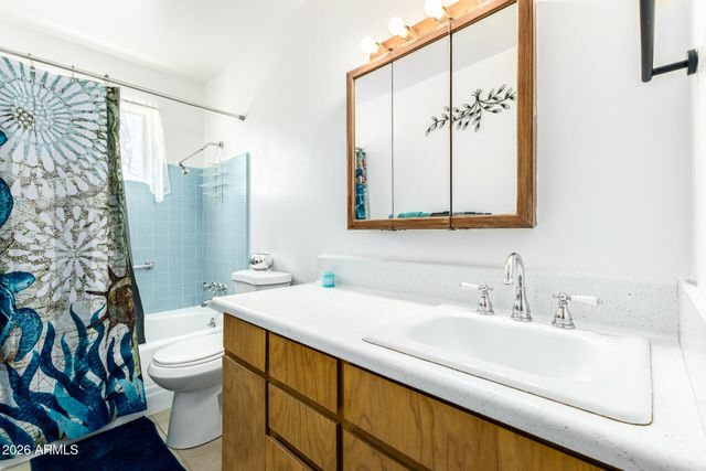 5519 E CASPER Road, Mesa, AZ 85205