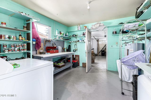 5519 E CASPER Road, Mesa, AZ 85205