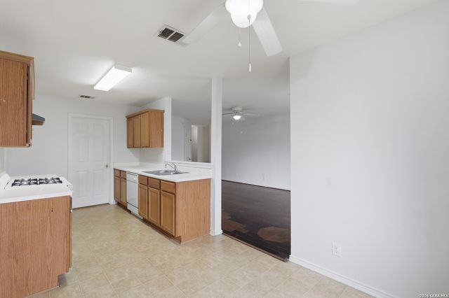 8434 Trumpet Circle, Converse, TX 78109