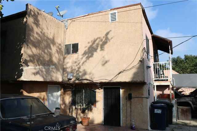 6007 Holmes, Los Angeles, CA 90001