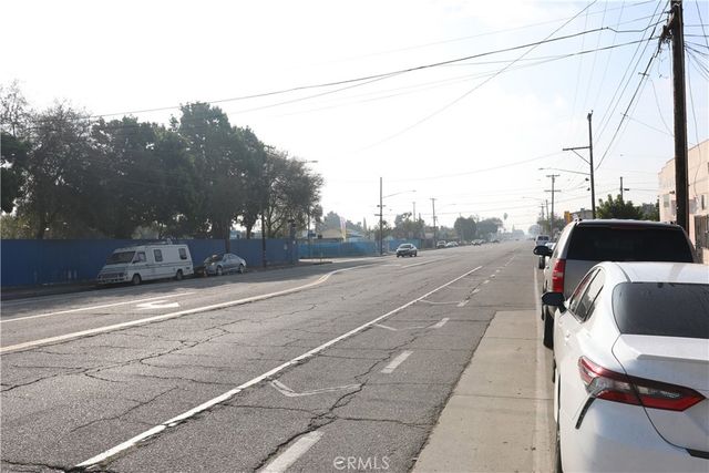 6007 Holmes, Los Angeles, CA 90001