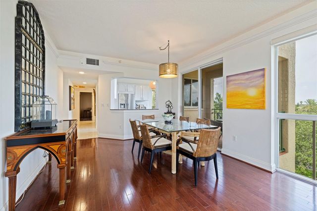 4737 DOLPHIN CAY LANE S 401, St Petersburg, FL 33711