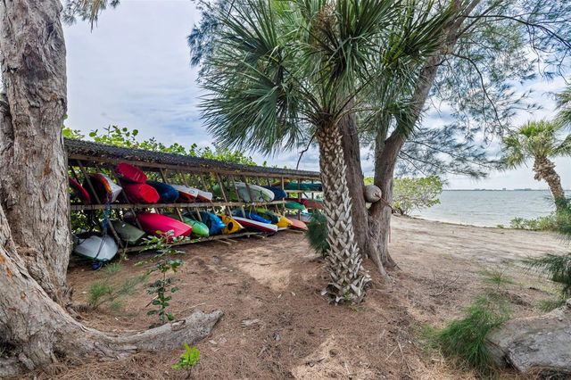 4737 DOLPHIN CAY LANE S 401, St Petersburg, FL 33711