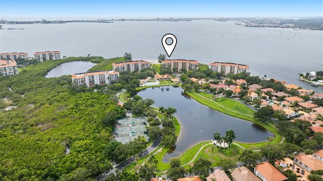 4737 DOLPHIN CAY LANE S 401, St Petersburg, FL 33711