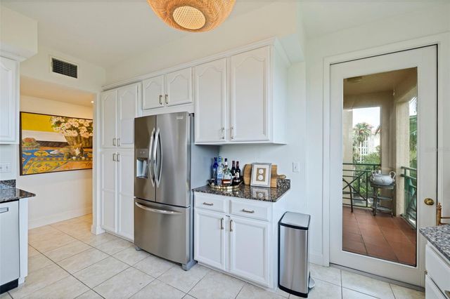 4737 DOLPHIN CAY LANE S 401, St Petersburg, FL 33711