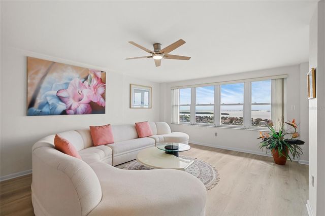 5200 BRITTANY DRIVE S 1809, St Petersburg, FL 33715