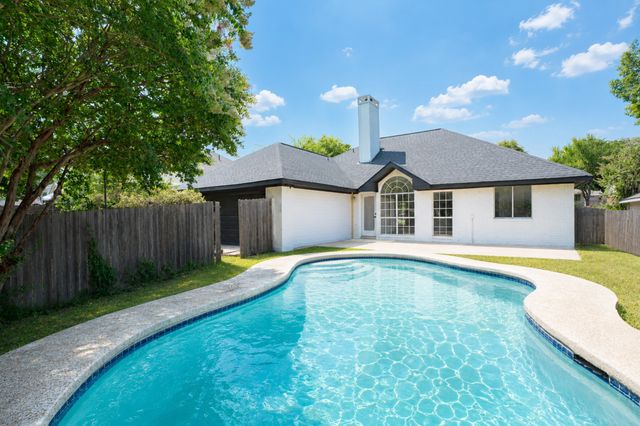 8260 Edgewater Drive, Frisco, TX 75034