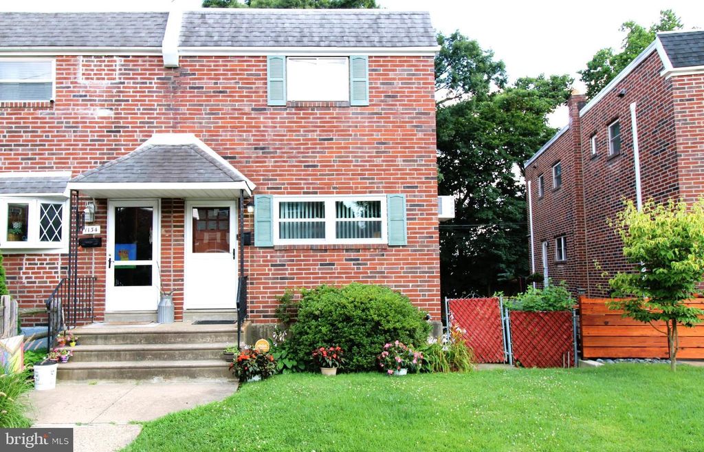 1132 SOLLY AVE, Philadelphia, PA 19111