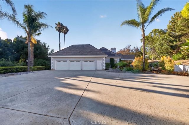 2098 Vista Valle Verde, Fallbrook, CA 92028