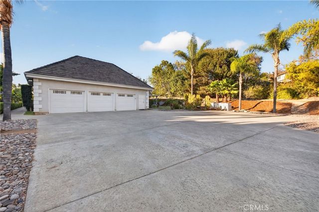 2098 Vista Valle Verde, Fallbrook, CA 92028
