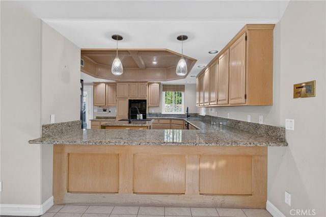 2098 Vista Valle Verde, Fallbrook, CA 92028