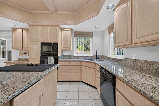 2098 Vista Valle Verde, Fallbrook, CA 92028