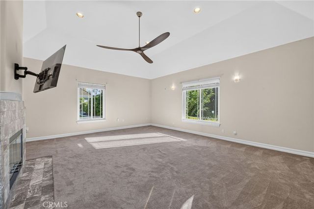 2098 Vista Valle Verde, Fallbrook, CA 92028