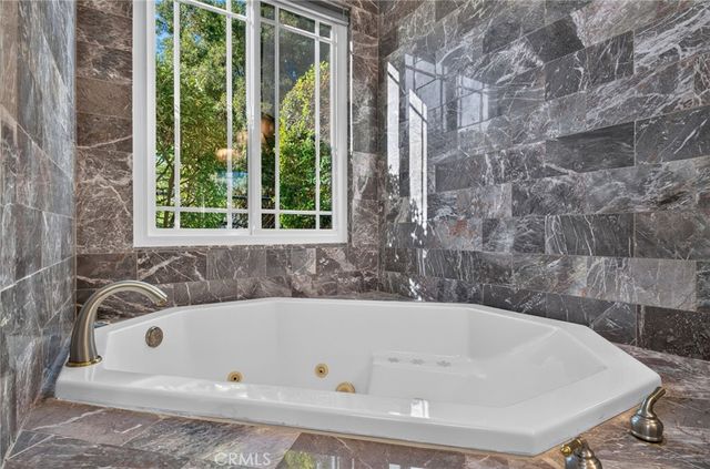 2098 Vista Valle Verde, Fallbrook, CA 92028