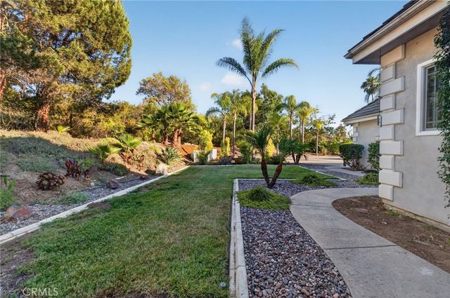 2098 Vista Valle Verde, Fallbrook, CA 92028