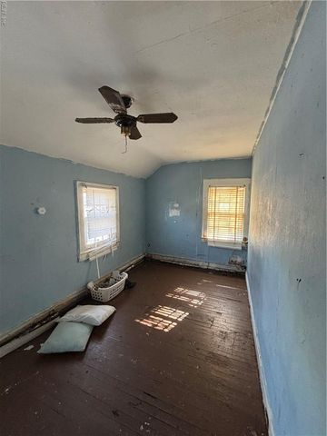 19 Burtis ST, Portsmouth, VA 23702