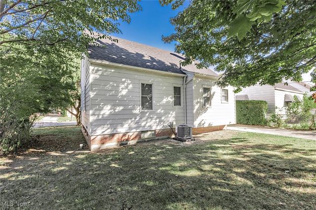 20540 Fuller Avenue, Euclid, OH 44123