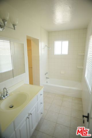 1512 Rutgers Place, Los Angeles, CA 90710