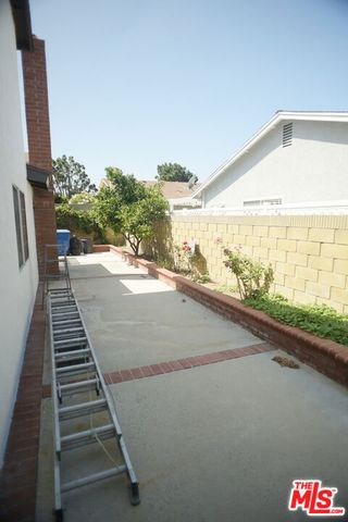1512 Rutgers Place, Los Angeles, CA 90710