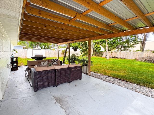 9616 PINE RIDGE AVENUE, Riverview, FL 33578