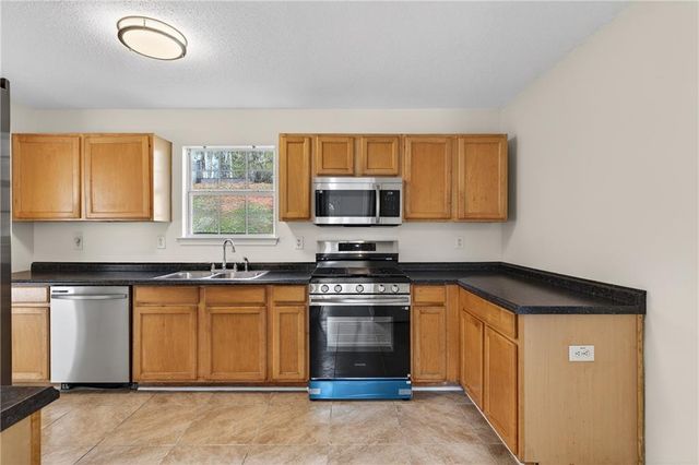 2354 Marsh Rabbit Lane, Decatur, GA 30035